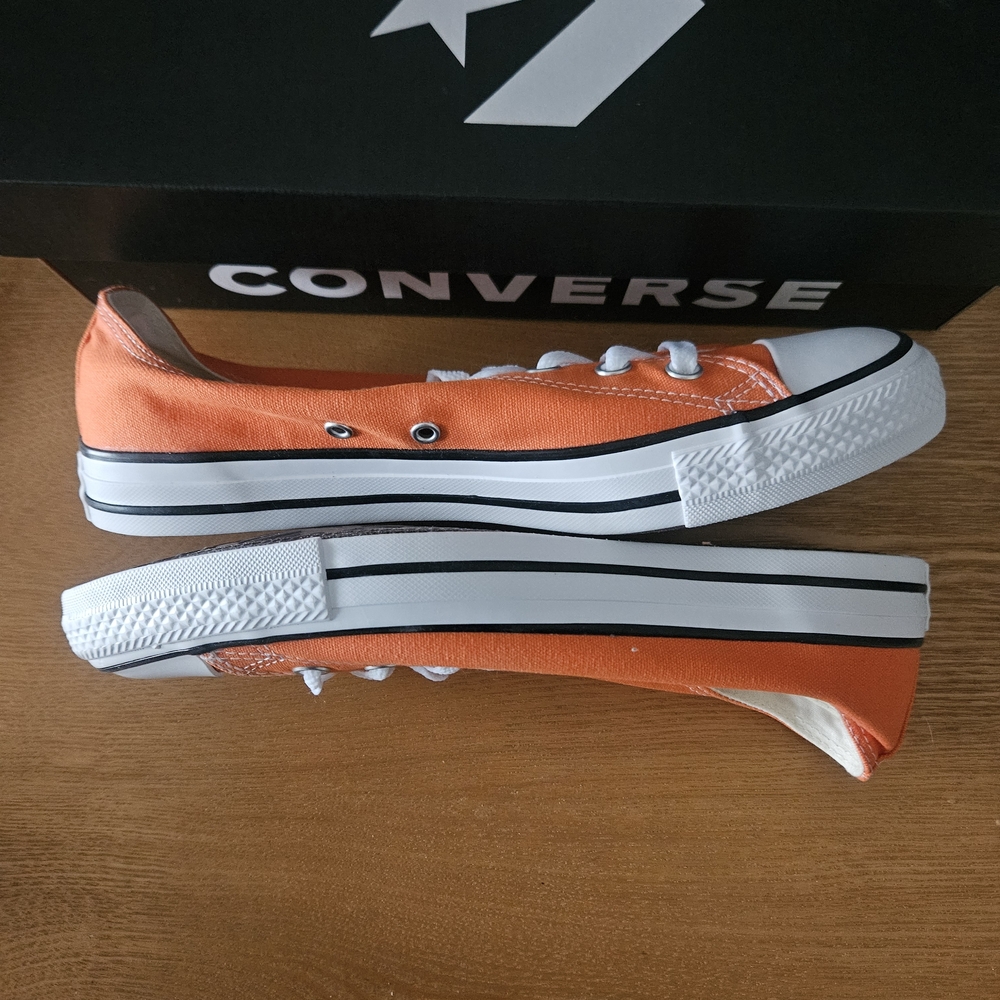 Converse Orange Low-Top Sneakers New In Box Mens 8 - Picture 4 of 8
